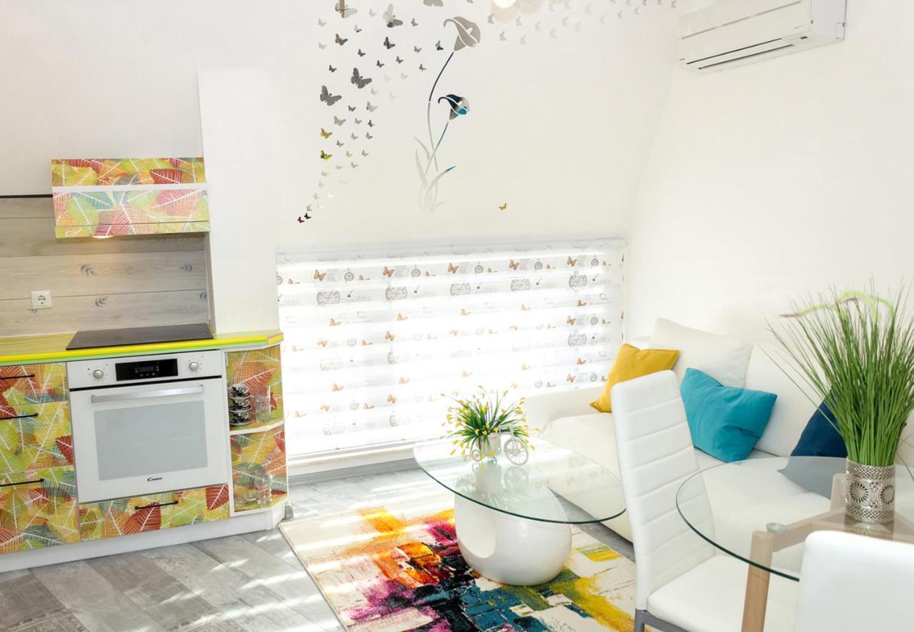 Acrylic & Pastel Apartments 바르나 외부 사진