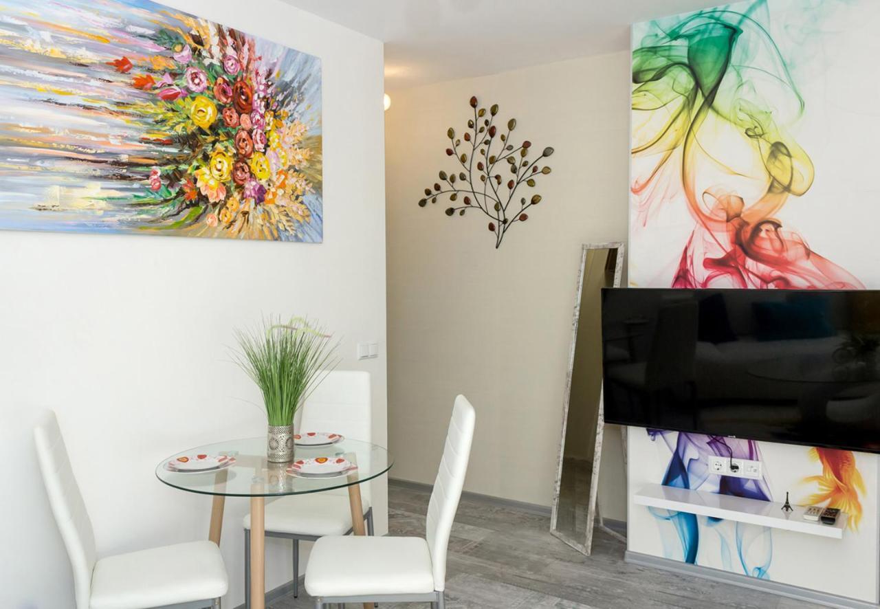 Acrylic & Pastel Apartments 바르나 외부 사진